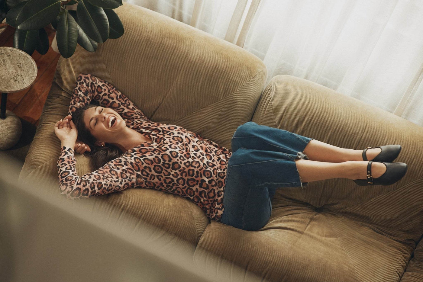 V-Neck Pointelle Sleeve Sweater - Dream Pants