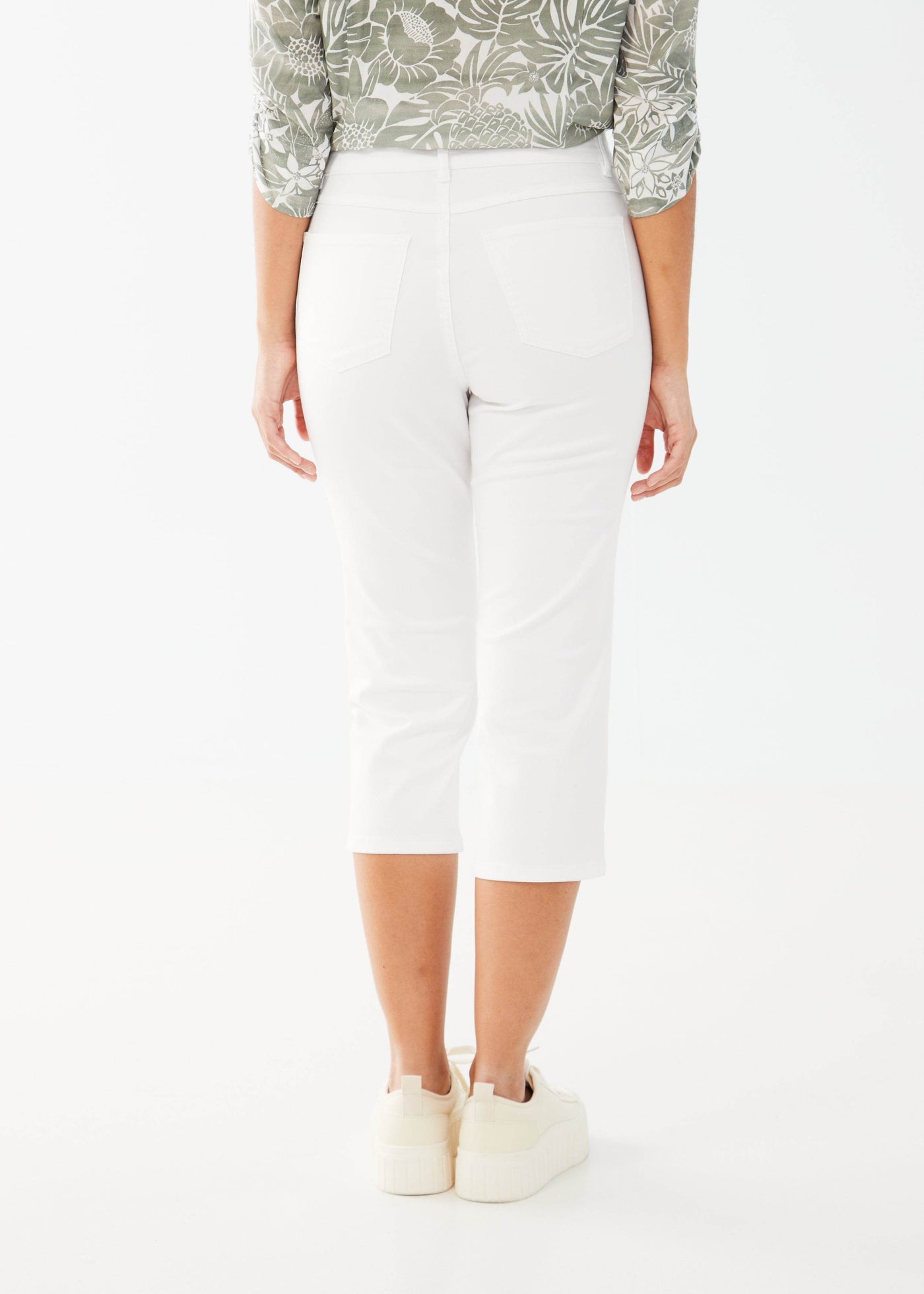 Olivia Slim Capri - Dream Pants