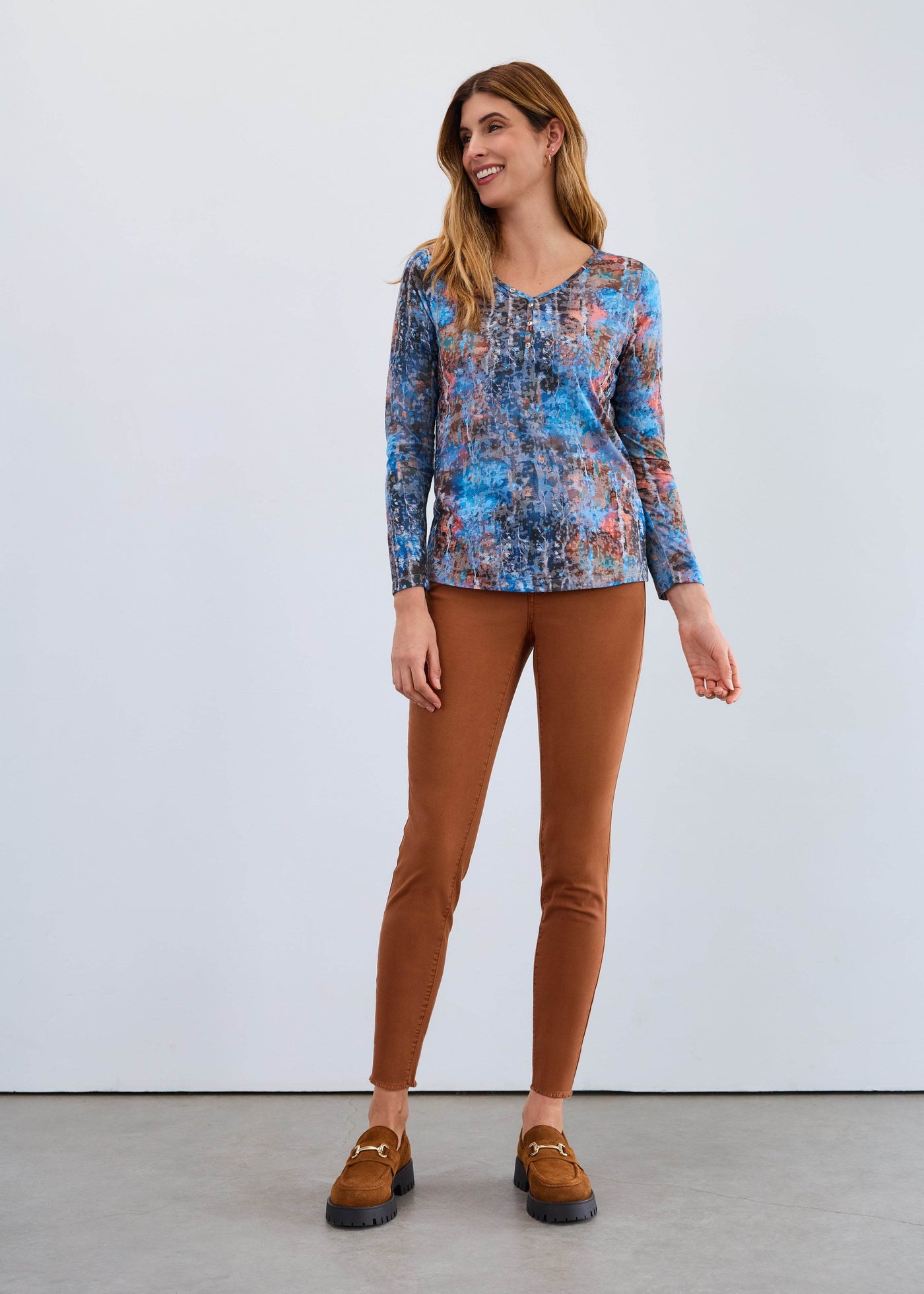 Long Sleeve V-Neck Top - Dream Pants