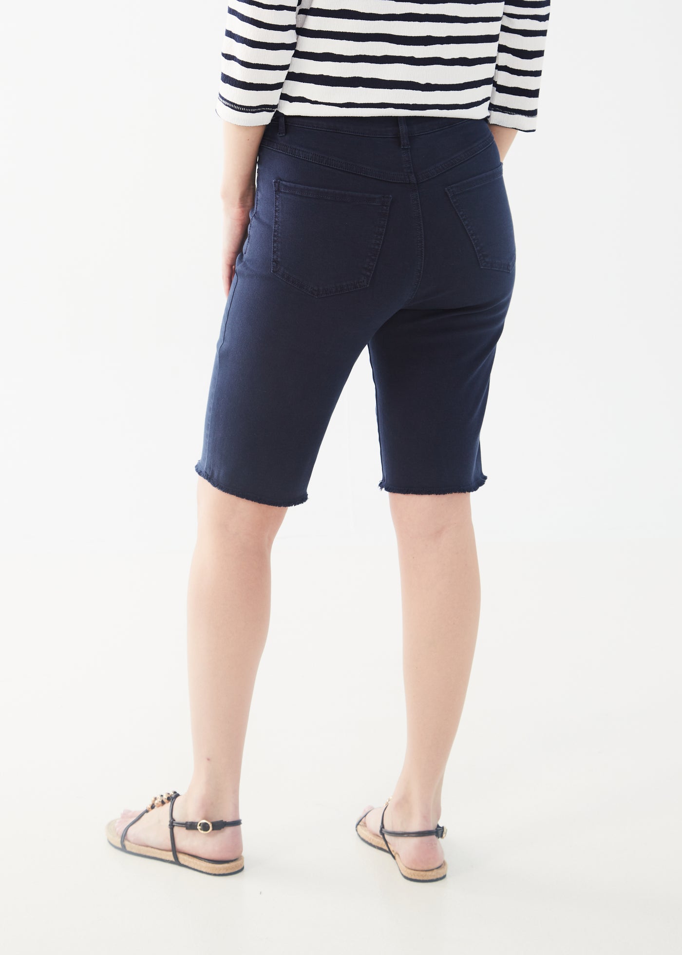 French Dressing Jeans Suzanne Bermuda in Euro Twill 