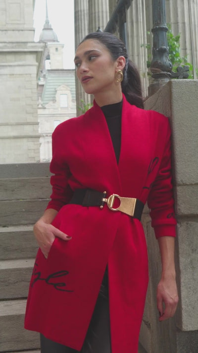 Cache-maillot ouvert « unique en son genre »